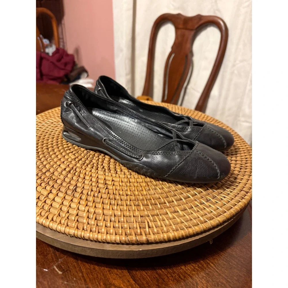 Cole Haan G Series Nike Air Black Leather Ballet Flats Womens 6.5 B